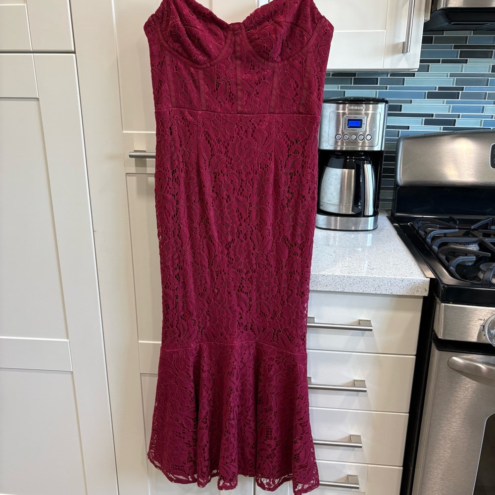 Lulu’s Found Your Love Wine Red Lace Sleeveless Trumpet Midi Dress - Picture 6 of 10